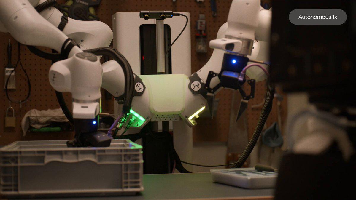 Gemini Robotics ER 2发布：实时视频流追踪、多机器人协作的具身推理模型