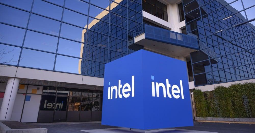 Intel 2026 年 Q3 营收增长 21%，加速生产 Xeon 服务器 CPU